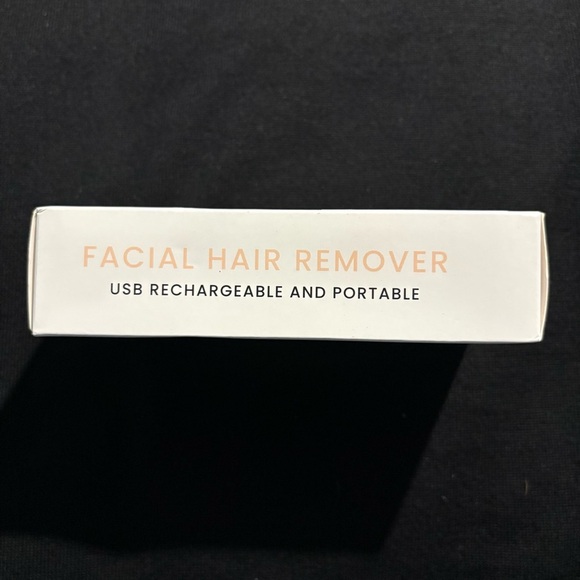 Facial Hair Remover in Silver and Rose Gold Rechargeable NIB - Picture 10 of 10